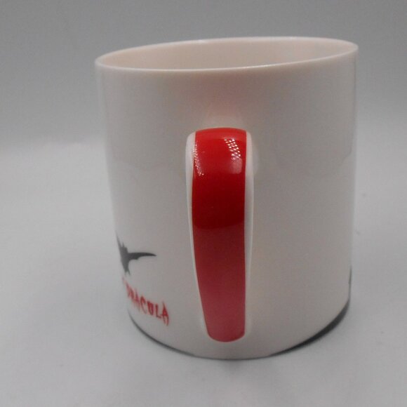 MAGNETELLA ROMANIA HOME DRACULA VAMPIRE COLLECTIBLE MUG CUP HALLOWEEN HOLIDAY - Picture 3 of 7